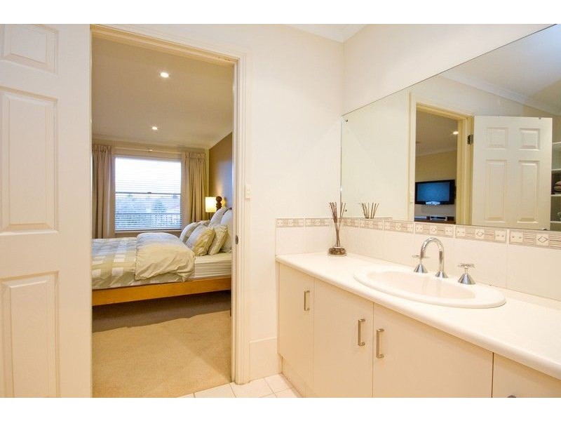 20 Drummond Avenue, Findon SA 5023