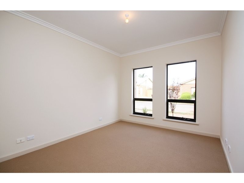 18 Richard Street, Findon SA 5023