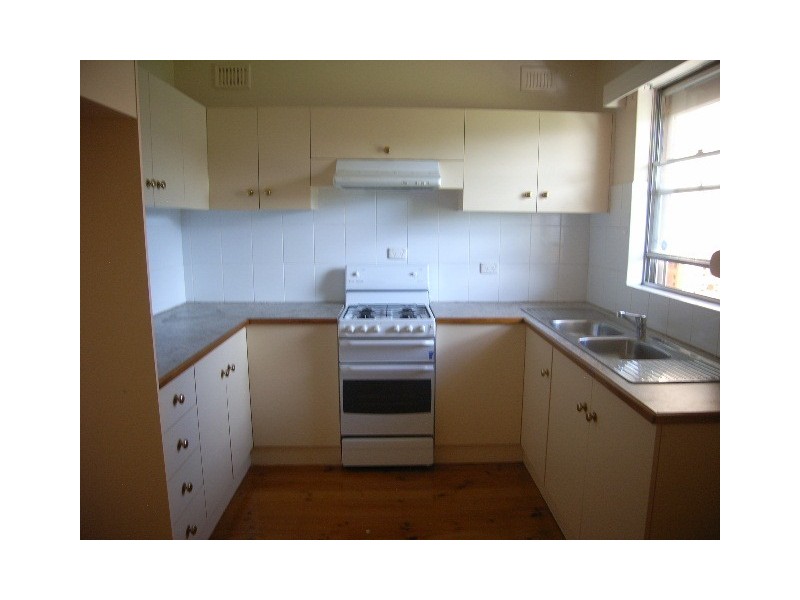 2/13 West Beach Road, West Beach SA 5024