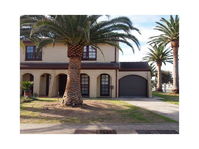 4/32 Military Road, West Beach SA 5024