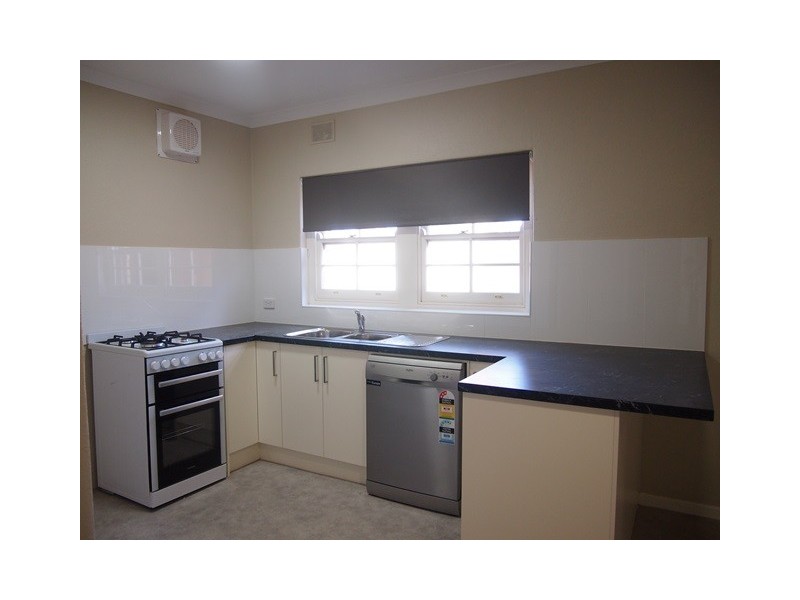 4/32 Military Road, West Beach SA 5024