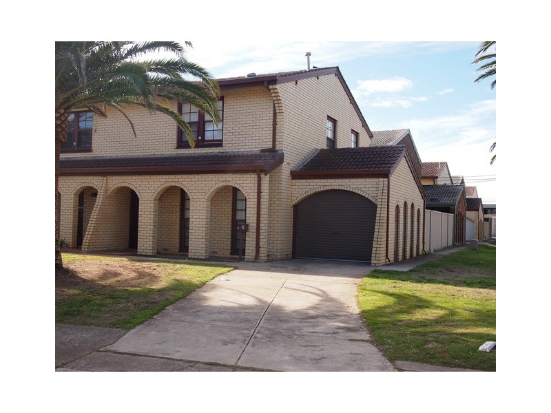 4/32 Military Road, West Beach SA 5024