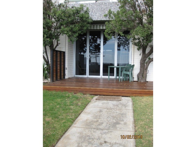 1/18 SEAVIEW ROAD, West Beach SA 5024