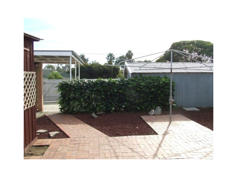 100 Beach Street, Grange SA 5022