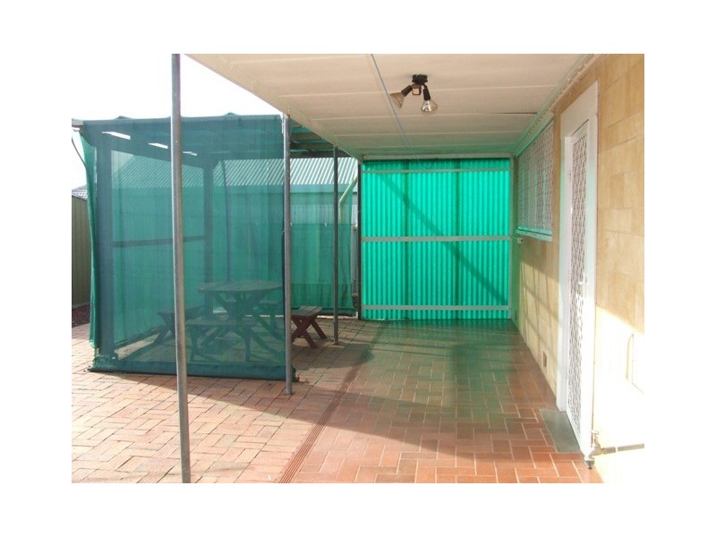 100 Beach Street, Grange SA 5022