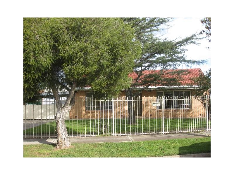 13 Suffolk Avenue, Fulham Gardens SA 5024