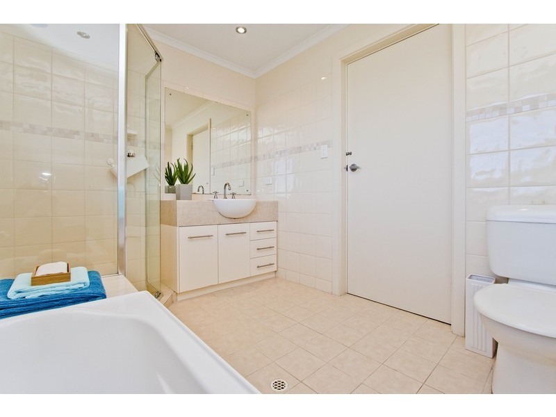 15/74 Military Road, Tennyson SA 5022