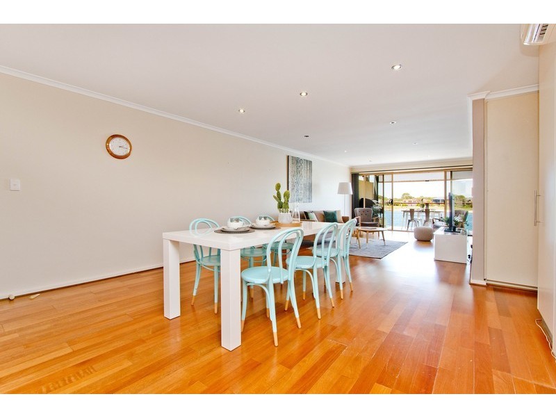 15/74 Military Road, Tennyson SA 5022