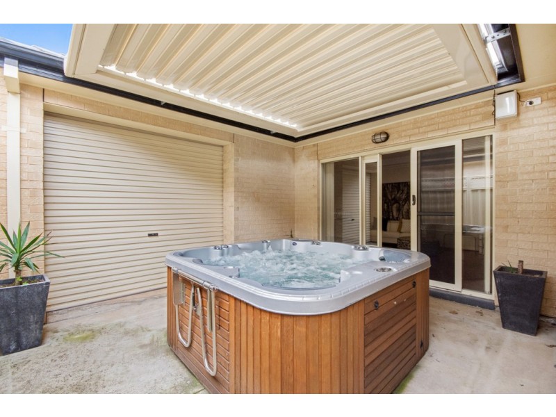 6A Collingwood Avenue, Flinders Park SA 5025