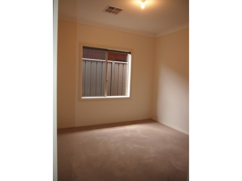 12 Elizabeth Street, Findon SA 5023