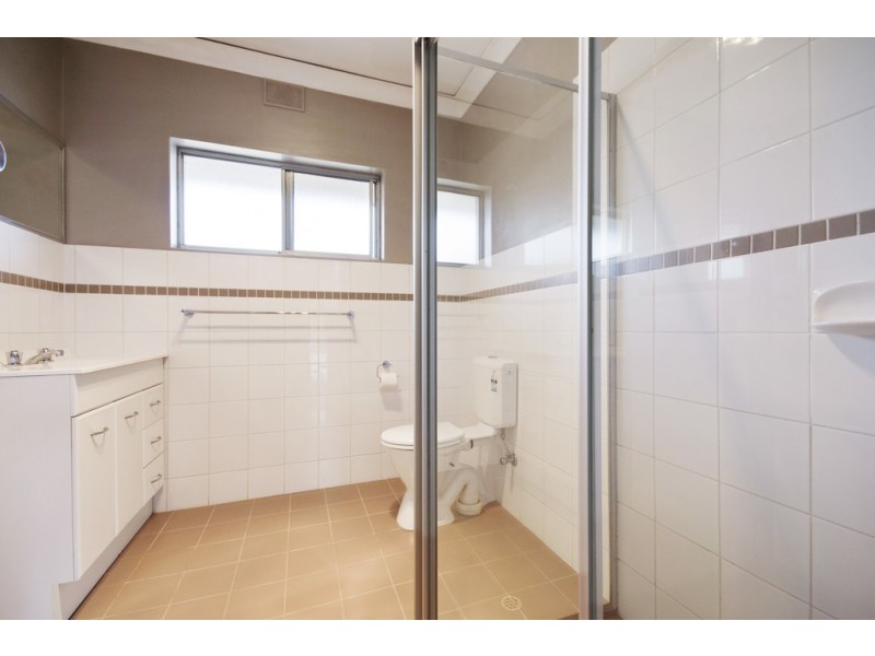 17/2 Bach Crescent, Seaton SA 5023