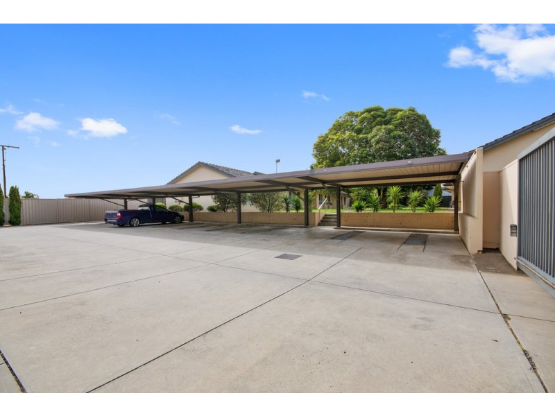 17/2 Bach Crescent, Seaton SA 5023