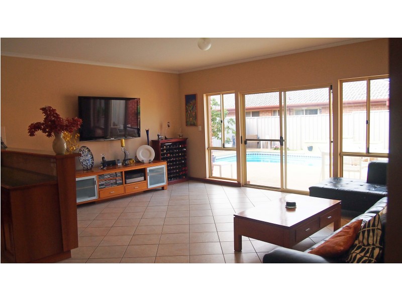 11 Caroline Drive, Allenby Gardens SA 5009