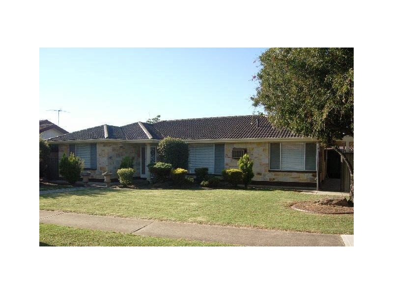 8 Elaine Avenue, Seaton SA 5023