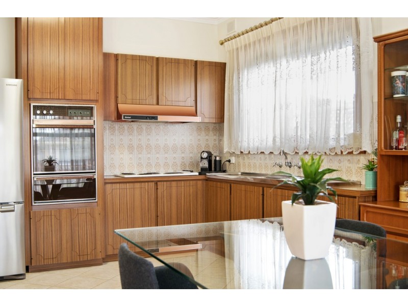 4 Airdrie Avenue, Seaton SA 5023