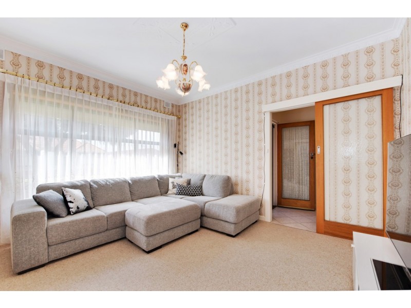 4 Airdrie Avenue, Seaton SA 5023