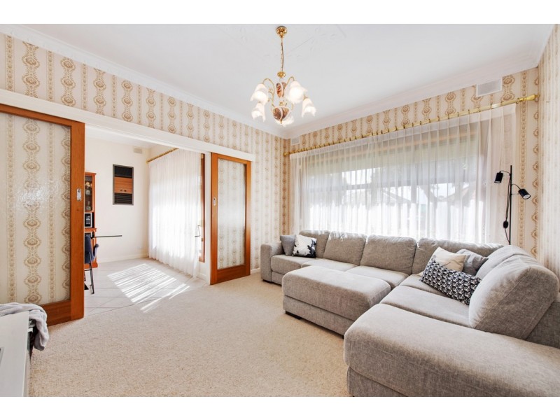 4 Airdrie Avenue, Seaton SA 5023