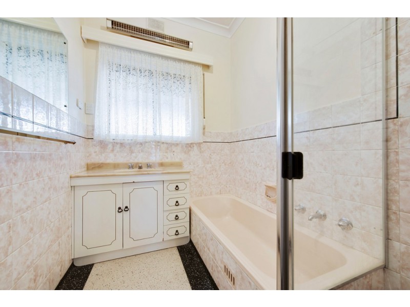 4 Airdrie Avenue, Seaton SA 5023