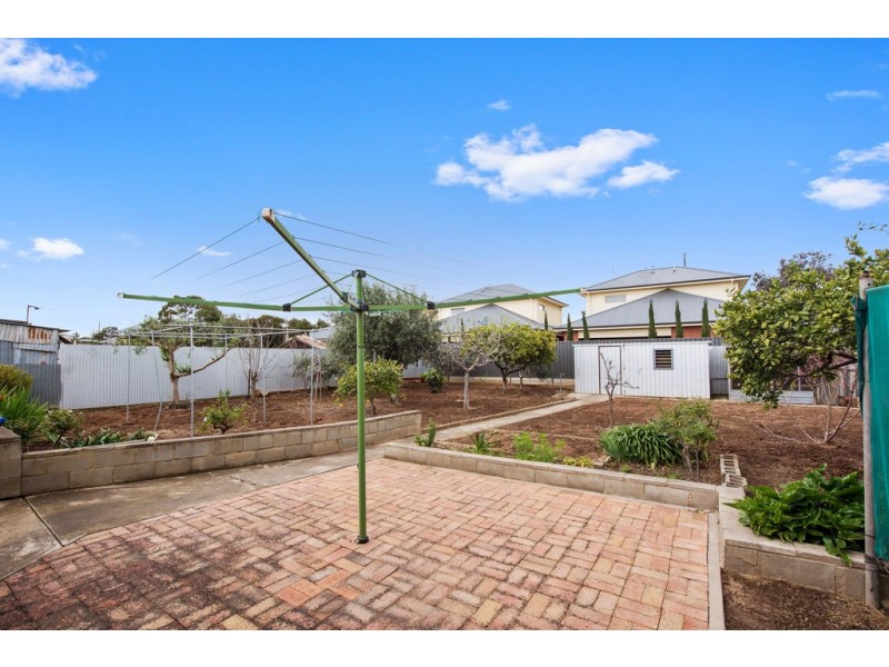 4 Airdrie Avenue, Seaton SA 5023