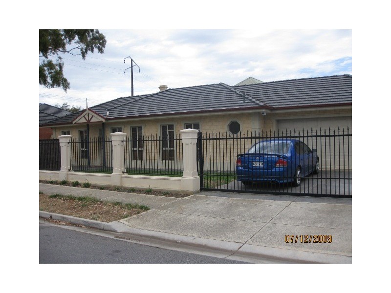 52 Glenhuntley Street, Woodville South SA 5011