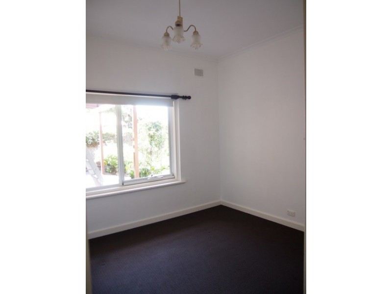 37 Sharpie Avenue, Grange SA 5022