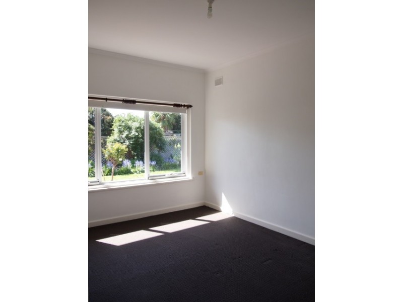 37 Sharpie Avenue, Grange SA 5022