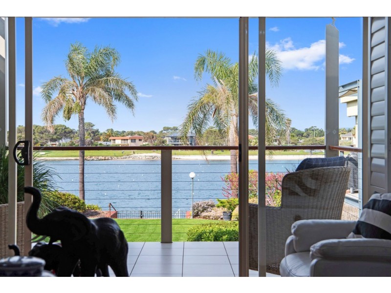 23/74 Military Road, Tennyson SA 5022