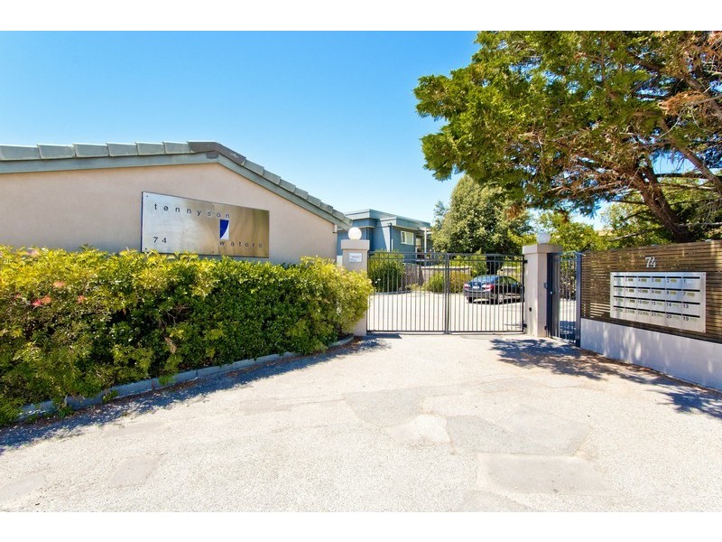 23/74 Military Road, Tennyson SA 5022