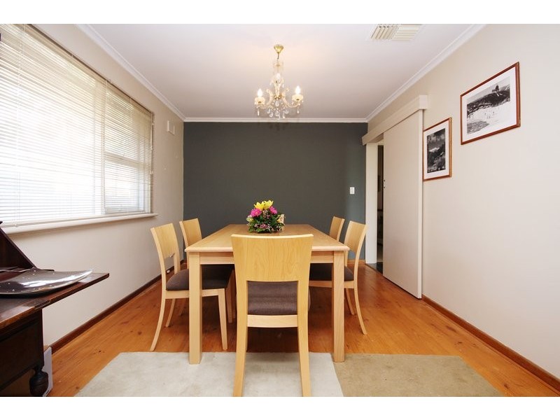 7  Winston Crescent, West Beach SA 5024