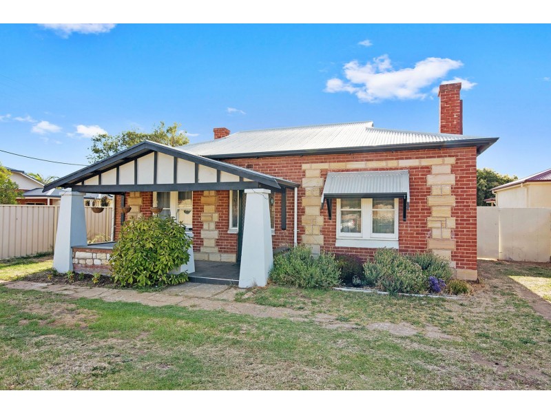 62 Avro Avenue, Hendon SA 5014