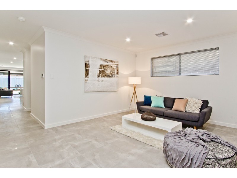 3/3 Dineen Place, West Beach SA 5024