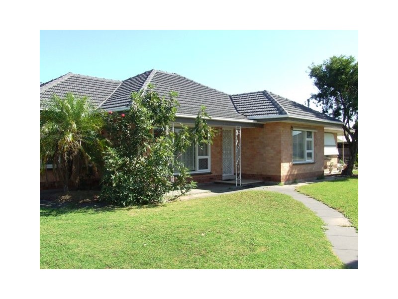 14 Washington Crescent, Findon SA 5023