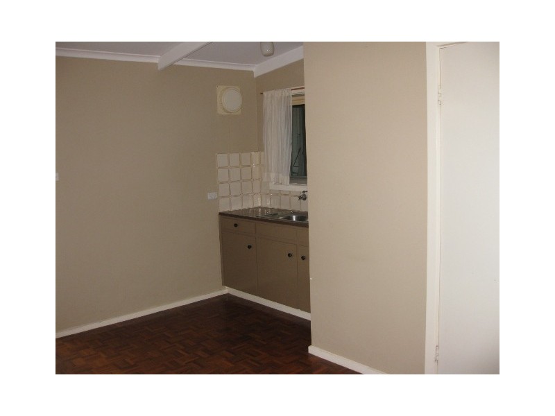 6 Clacton Road, Dover Gardens SA 5048