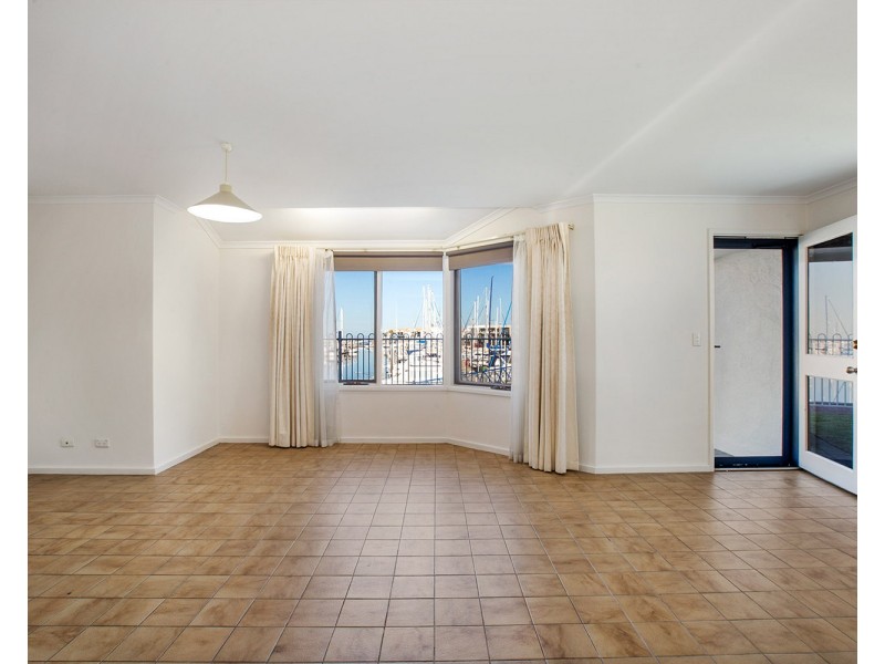 8/10 Nerida Drive, North Haven SA 5018