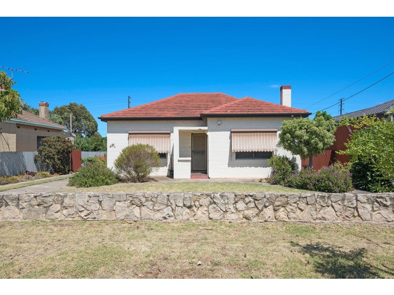 12 Selkirk Avenue, Seaton SA 5023