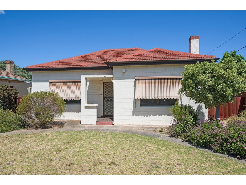 12 Selkirk Avenue, Seaton SA 5023