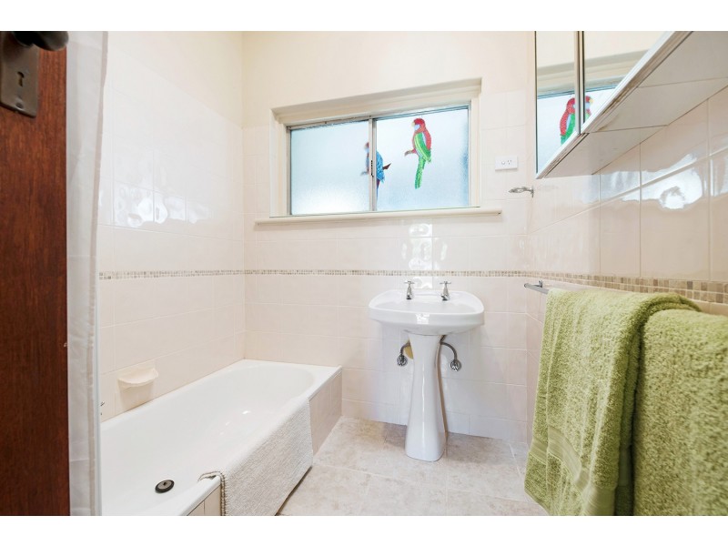 12 Selkirk Avenue, Seaton SA 5023