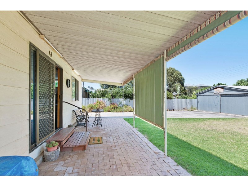 12 Selkirk Avenue, Seaton SA 5023