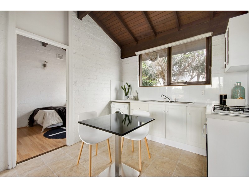 15/6 Munro Street, Glenelg North SA 5045