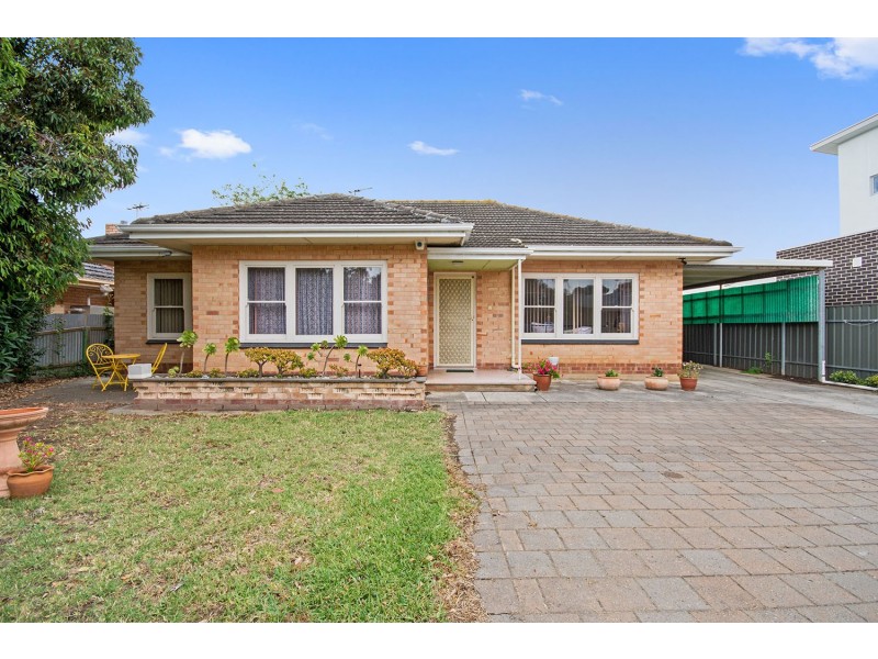 23 Hollard Avenue, Grange SA 5022