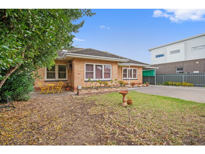 23 Hollard Avenue, Grange SA 5022