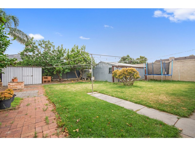 23 Hollard Avenue, Grange SA 5022