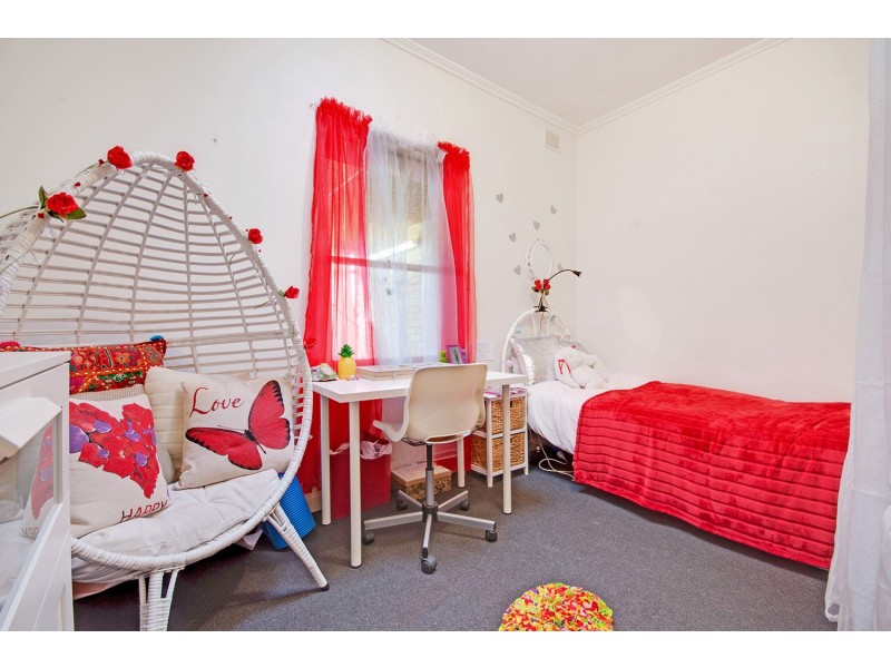 23 Hollard Avenue, Grange SA 5022