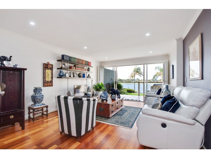 23/74 Military Road, Tennyson SA 5022