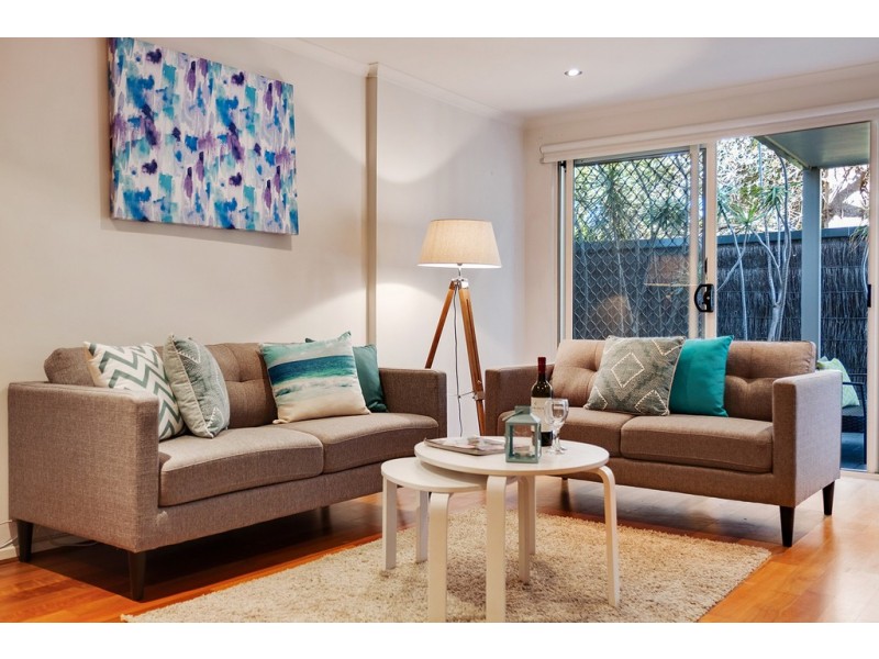 20/74 Military Road, Tennyson SA 5022