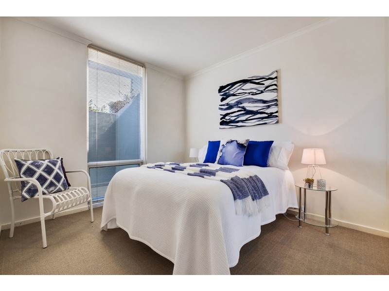 20/74 Military Road, Tennyson SA 5022