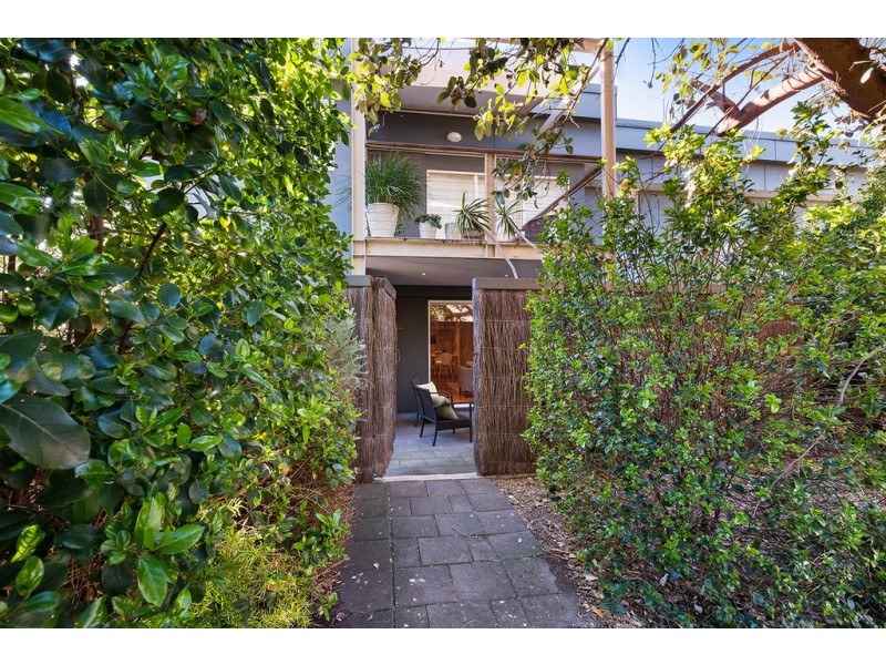 20/74 Military Road, Tennyson SA 5022