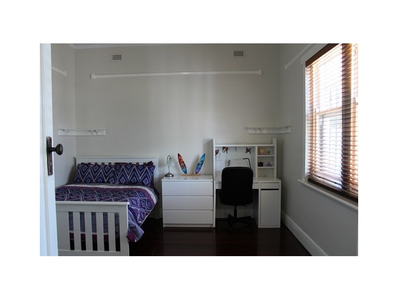 11 Newington Avenue, Woodville South SA 5011