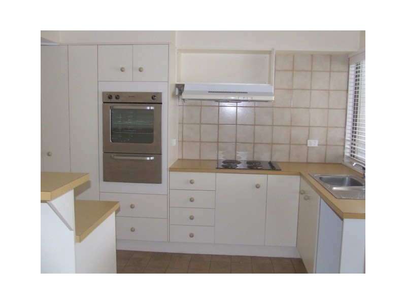 8/10 Nerida Drive, North Haven SA 5018