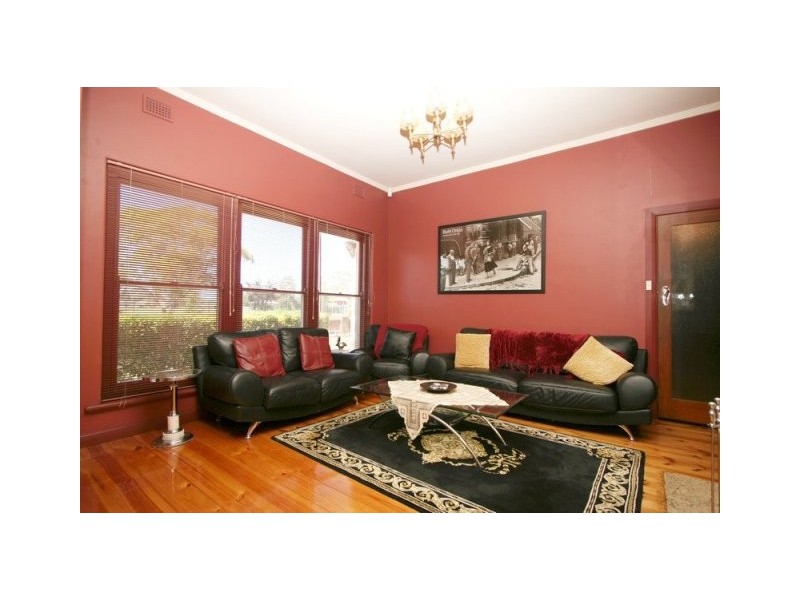 26 Pildappa Avenue, Park Holme SA 5043